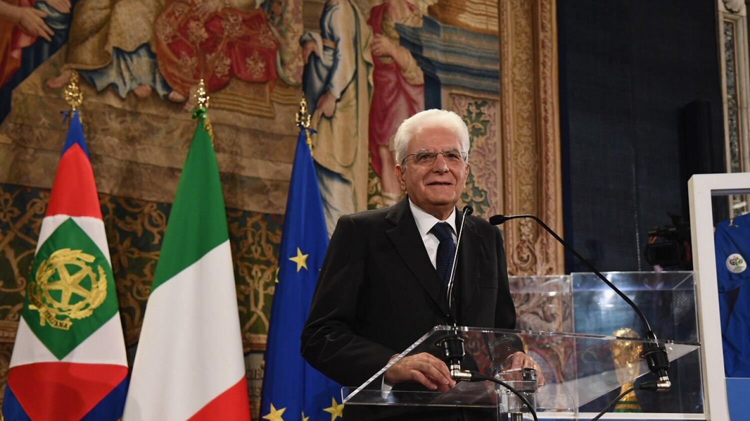 Mattarella firmerà la manovra ma in cambio chiede stabilità