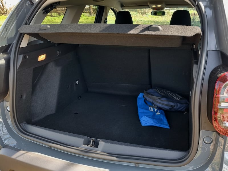 Dacia Duster Journey 2023, guarda le foto 17