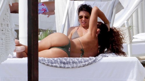 Samantha De Grenet hot, bikini al mare 16