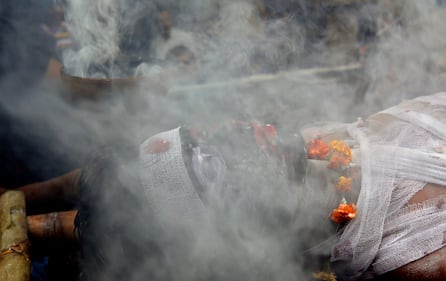 Colori, serpenti e cannabis, la due giorni del festival di Shiva in India 3