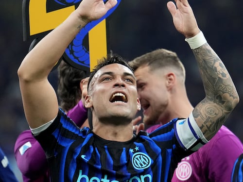 Il trionfo dei 2 comandanti. Chivu ricuce, Lautaro guida