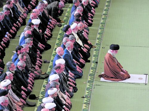 Arrivano gli Ayatollah, Teheran anno zero
