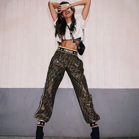 Izabel Goulart illegale su Instagram: follower in delirio 7