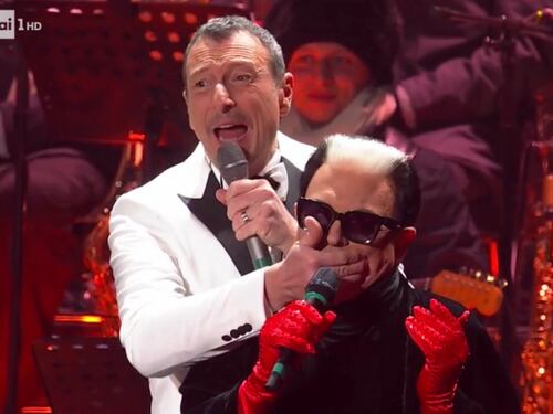 Malgioglio attacca Elettra Lamborghini: "Almeno Rita Pavone sa cantare"
