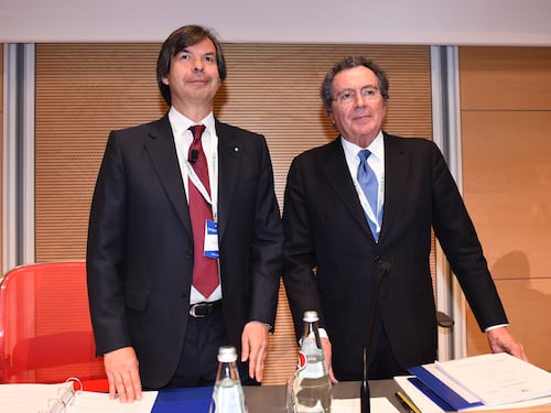 Intesa promette 50 miliardi ai soci