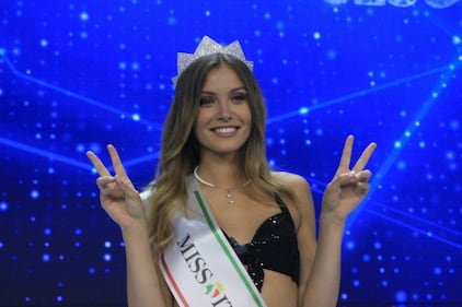 Miss Italia 2017 è Alice Rachele Arlanch  14