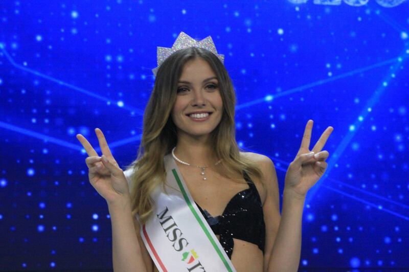 Miss Italia 2017 è Alice Rachele Arlanch  14