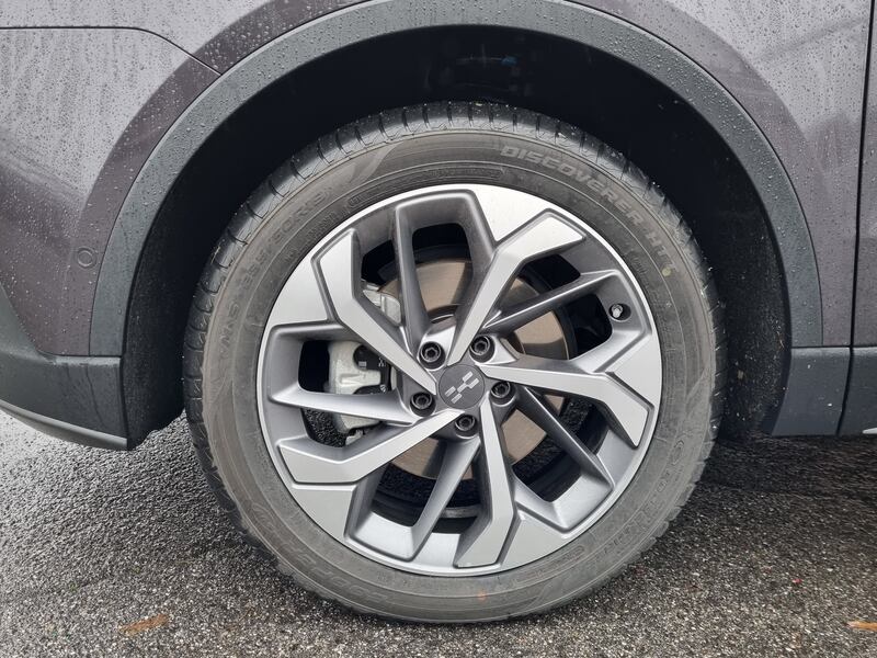 Aiways U5, le foto del SUV elettrico cinese 5