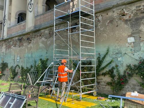 Vigilanza armata e 100mila euro di risarcimento: il "piano anti-vandali" a Firenze