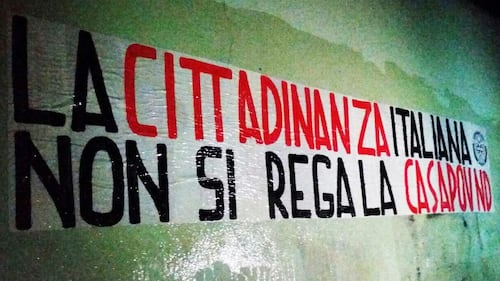 CasaPound, blitz a Cagliari: ​striscioni contro la Boldrini 1