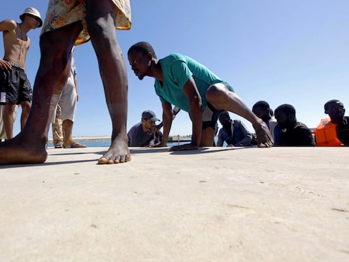 Migranti, Tajani accusa l'Italia: "Ha sottovalutato il problema"