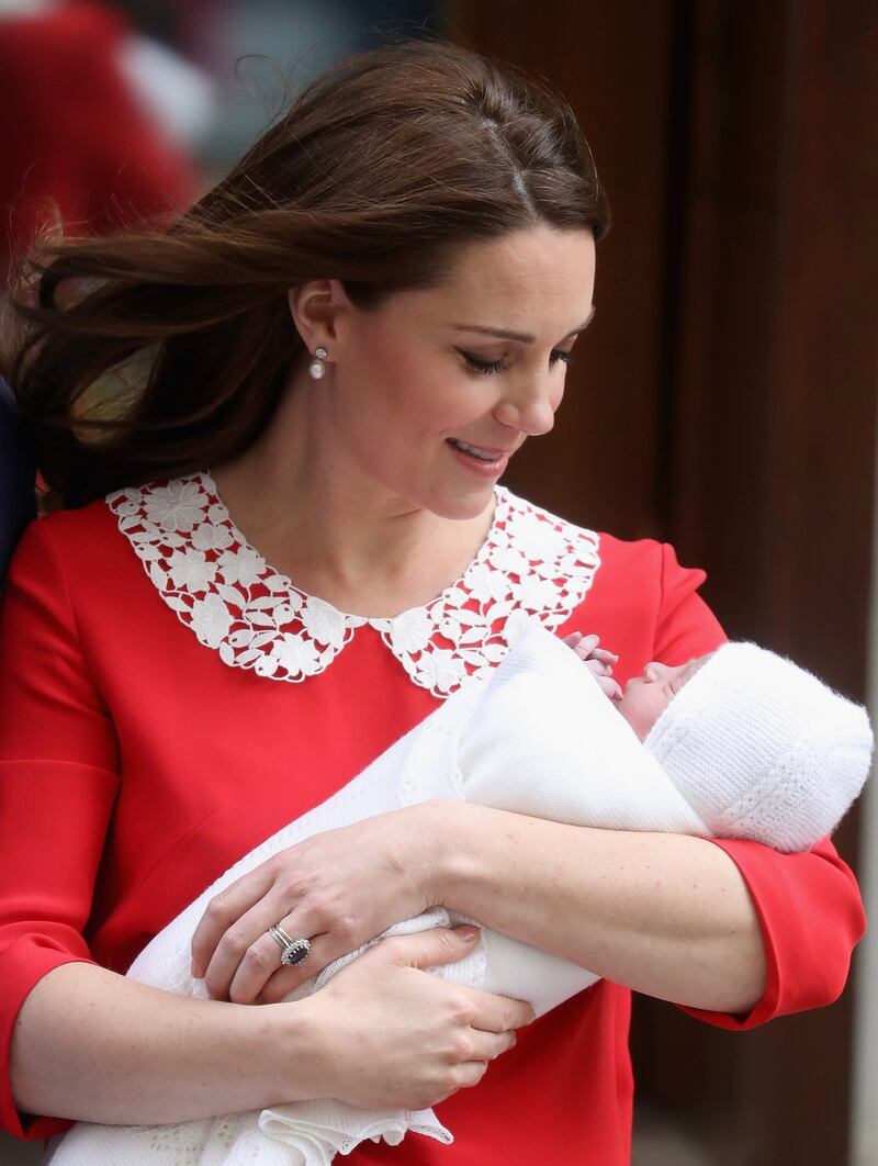 Kate Middleton e il Principe William col Royal Baby 8