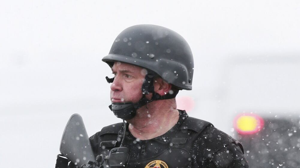 Si barrica armato in consultorio. Undici persone ferite in Colorado