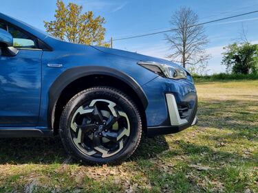 Subaru XV 2023, la prova su strada: guarda le foto 3
