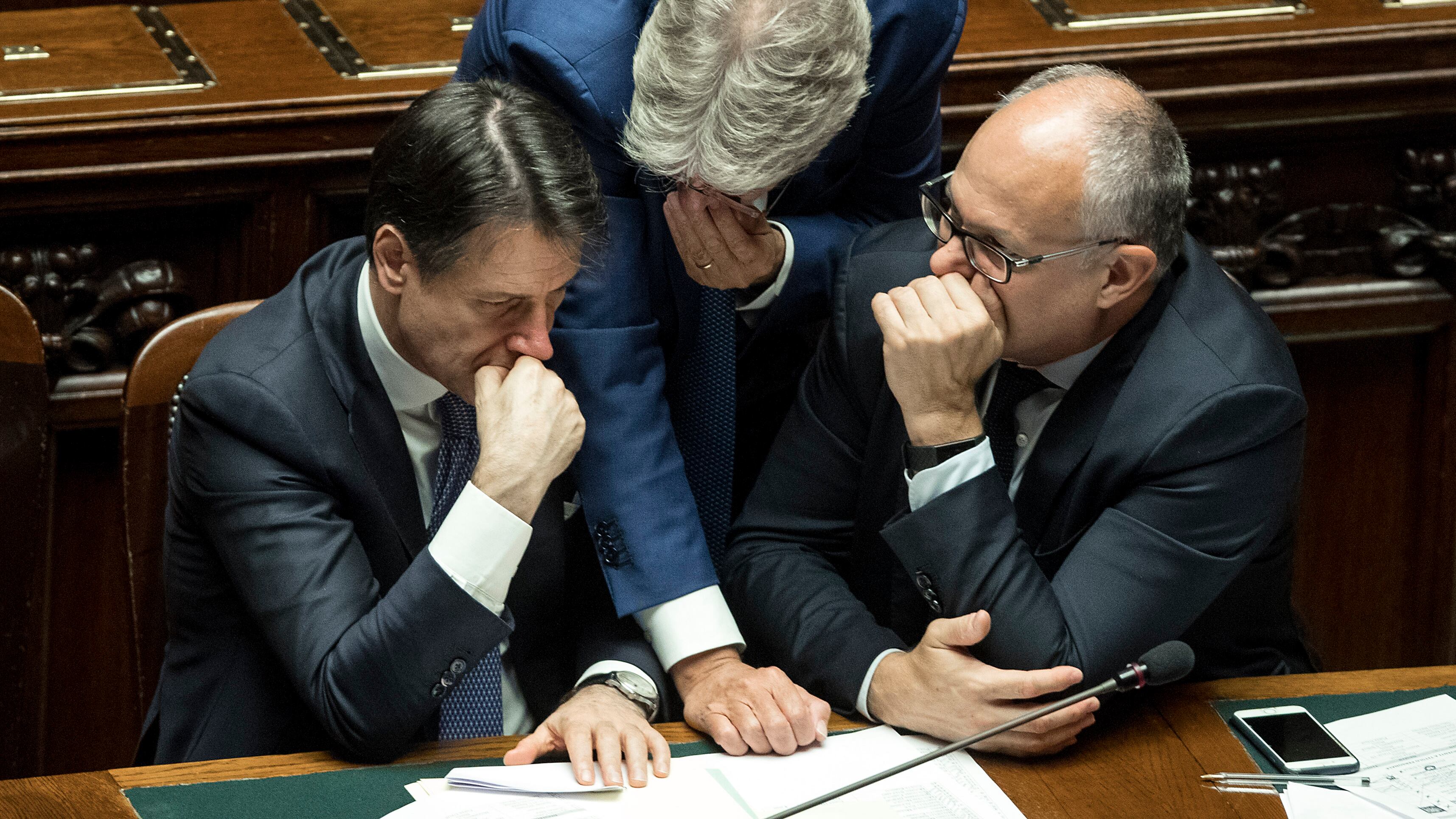 Scatta l'assalto alla diligenza Assunti altri 350mila statali
