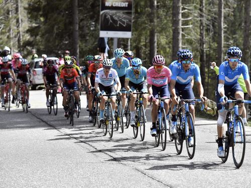 Giro d'Italia, 20a tappa: vince Pello Bilbao. Carapaz sempre in rosa