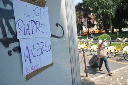 Occupato il cinema Maestoso in Piazza Lodi 3