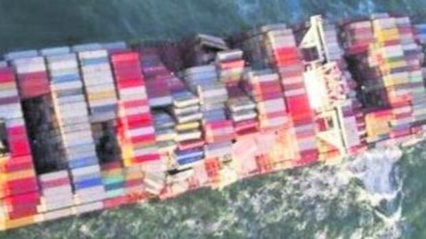 Sul Golfo volano missili. Colpita una nave cargo