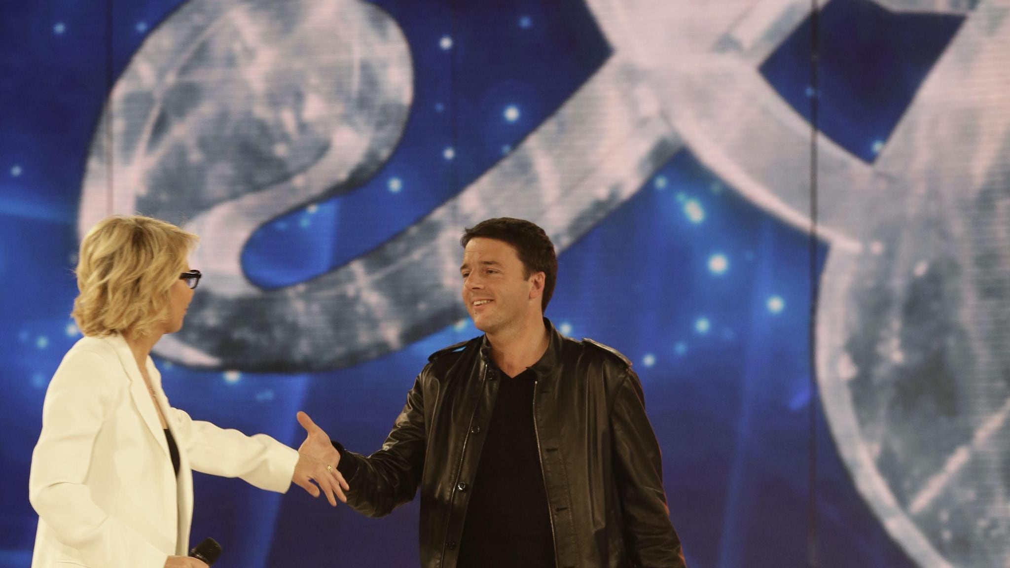 Renzi ospite ad Amici dalla De Filippi