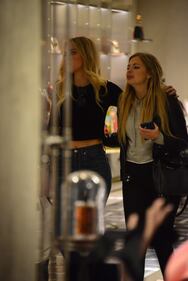 Chiara Ferragni fa shopping in centro a Milano 10