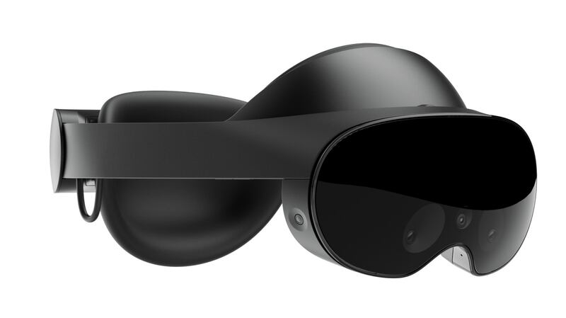 Meta Quest Pro, il visore per la realtà virtuale  4