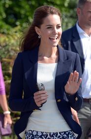 Anche Kate Middleton mostra il lato b 31