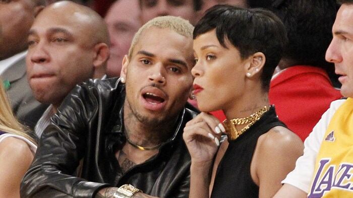 Chris Brown, Australia off limits per il pestaggio a Rihanna del 2009