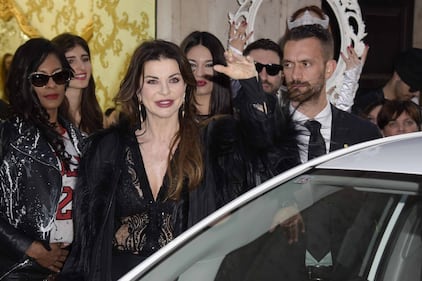 Alba Parietti sexy a Ballando con le Stelle 19