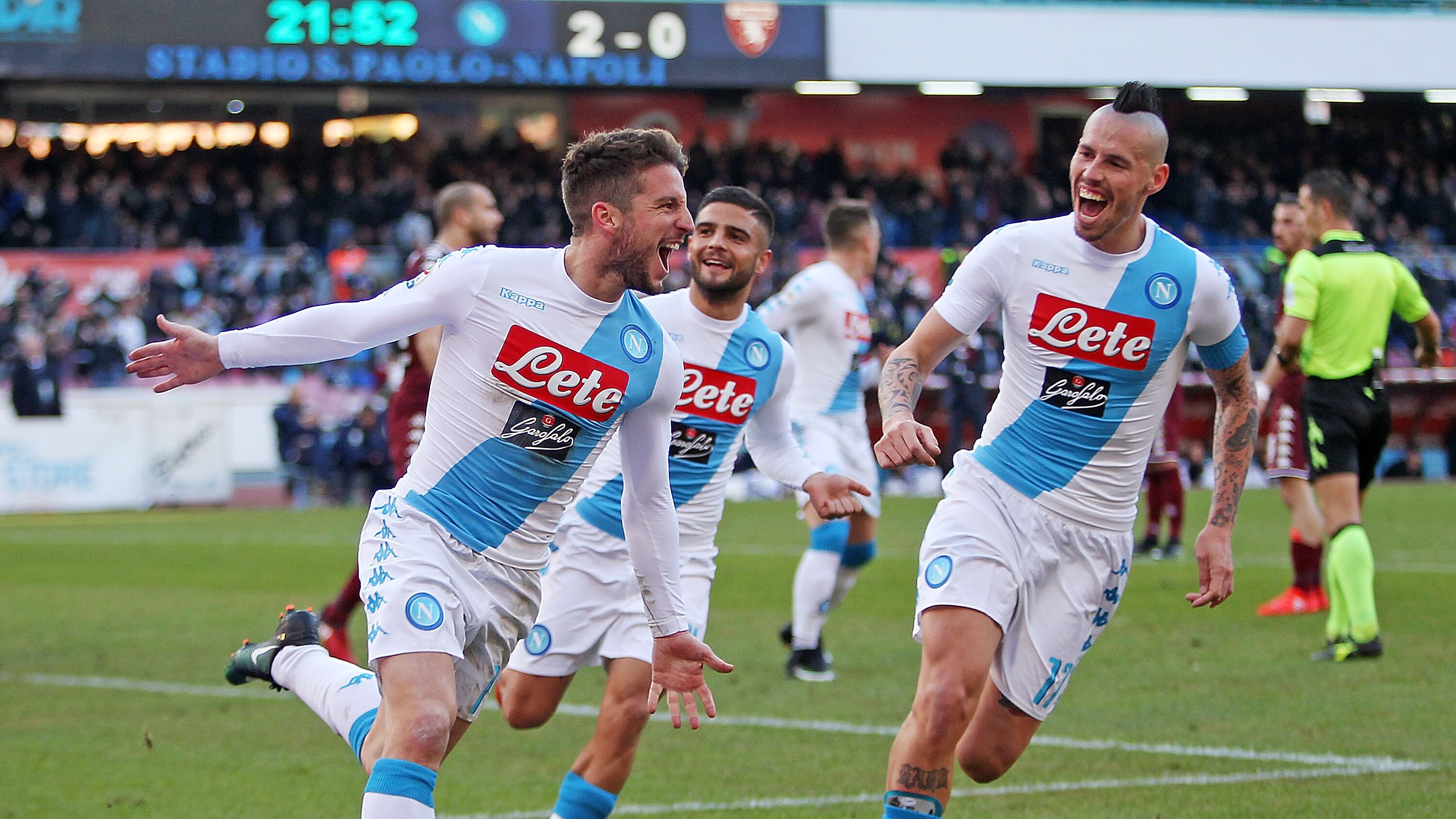 Napoli, Mertens: "Il rinnovo con qualche zero in più? Perché no?"