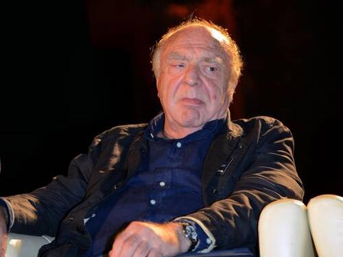 Eros, romanzi pop e film cult. La vita magica di Bevilacqua