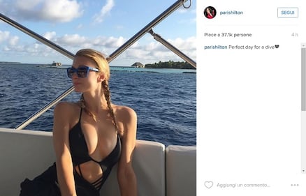 Paris Hilton, compleanno sexy su un'isola da sogno: foto 4