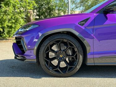 Lamborghini Urus Performante: guarda la gallery del super SUV da 666 CV 3
