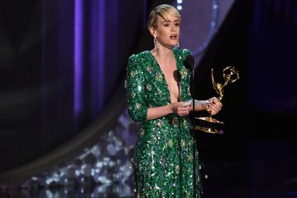 Emmy 2016, le più sexy sul red carpet 31