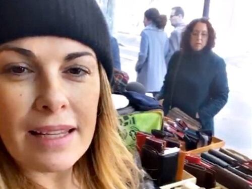 Il Natale di Vanessa Incontrada è in una bancarella del mercato