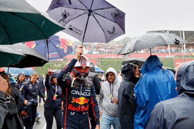 F1 Belgio gara Verstappen ombrello