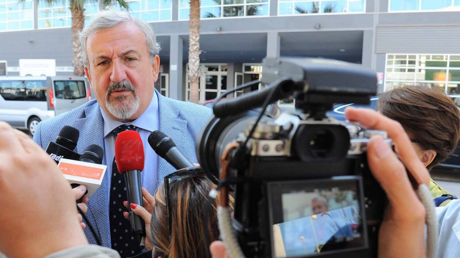 Nomine nell'azienda sanitaria: indagato governatore Emiliano