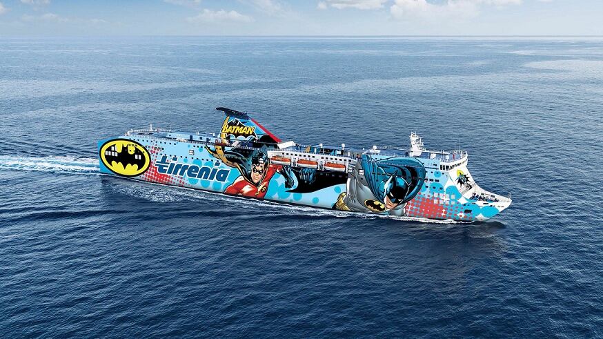 I SuperEroi colorano le navi Tirrenia