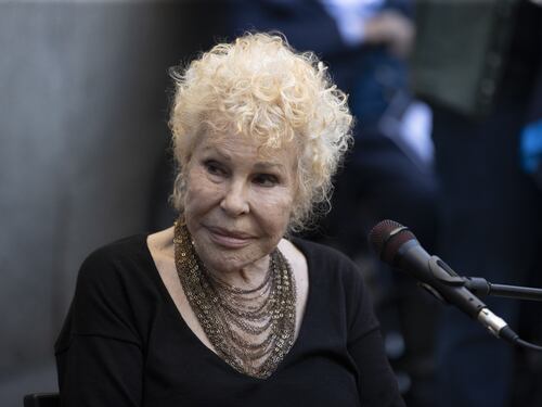 Vanoni: "Con Strehler droghe ed erotismo, ricoverata per la depressione"