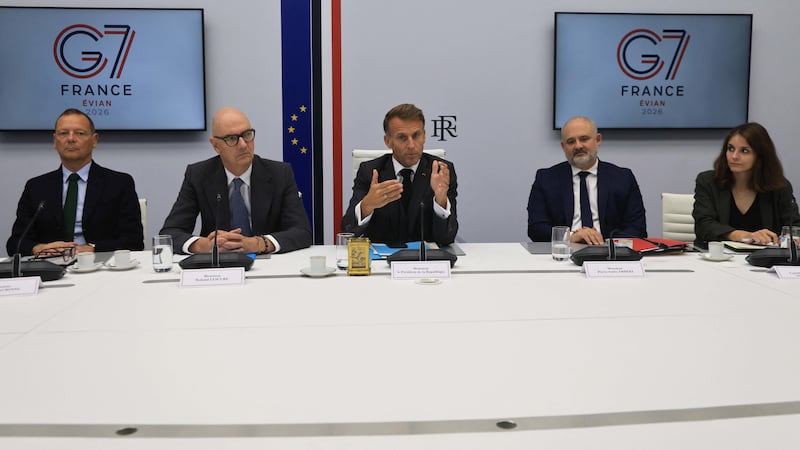 Il G7 apre le riserve strategiche: fino a 100 milioni di barili per frenare il caro diesel: cosa cambia ora