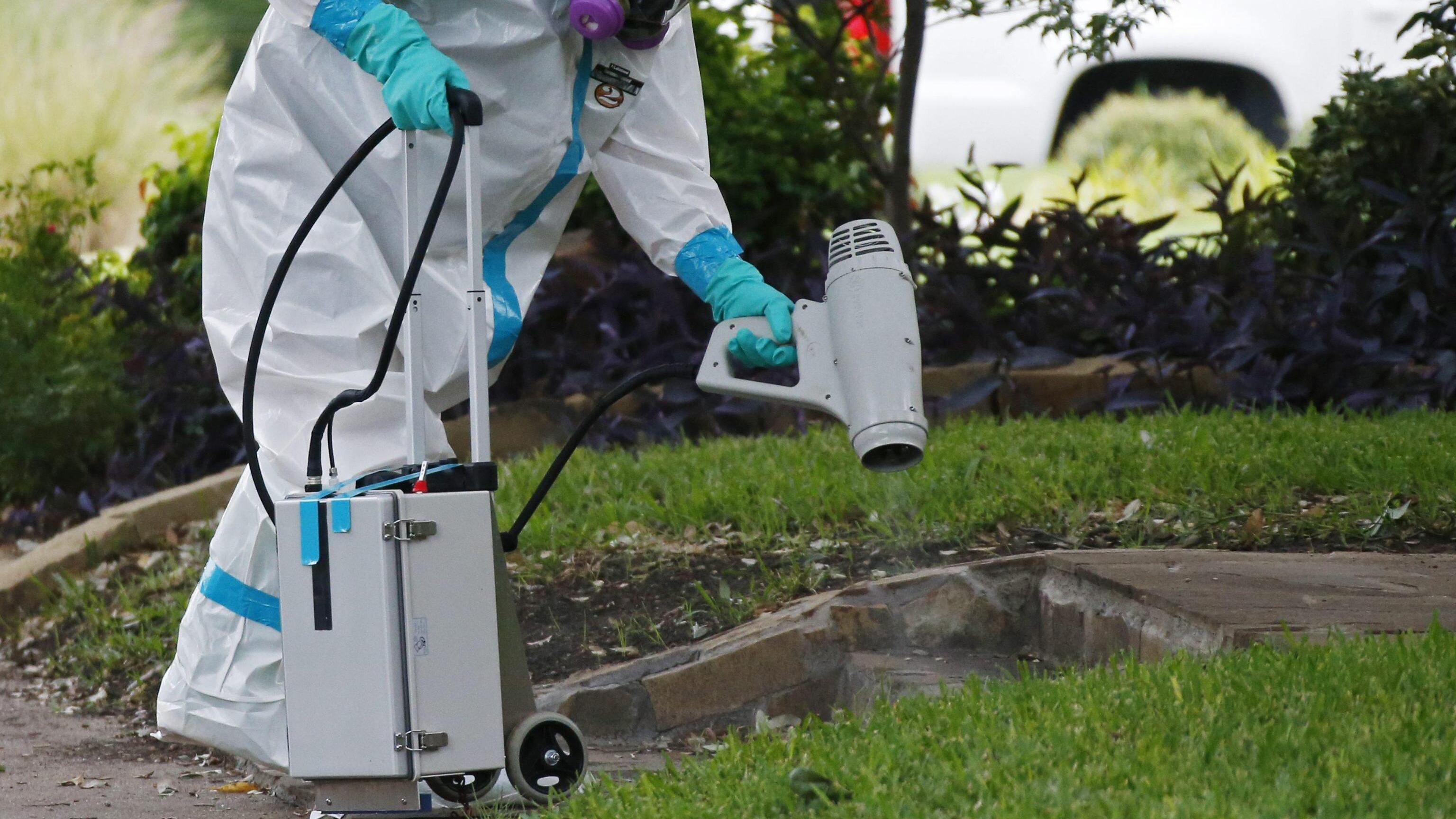 Ebola, un caso sospetto a Bruxelles. Falso allarme per un somalo a Roma