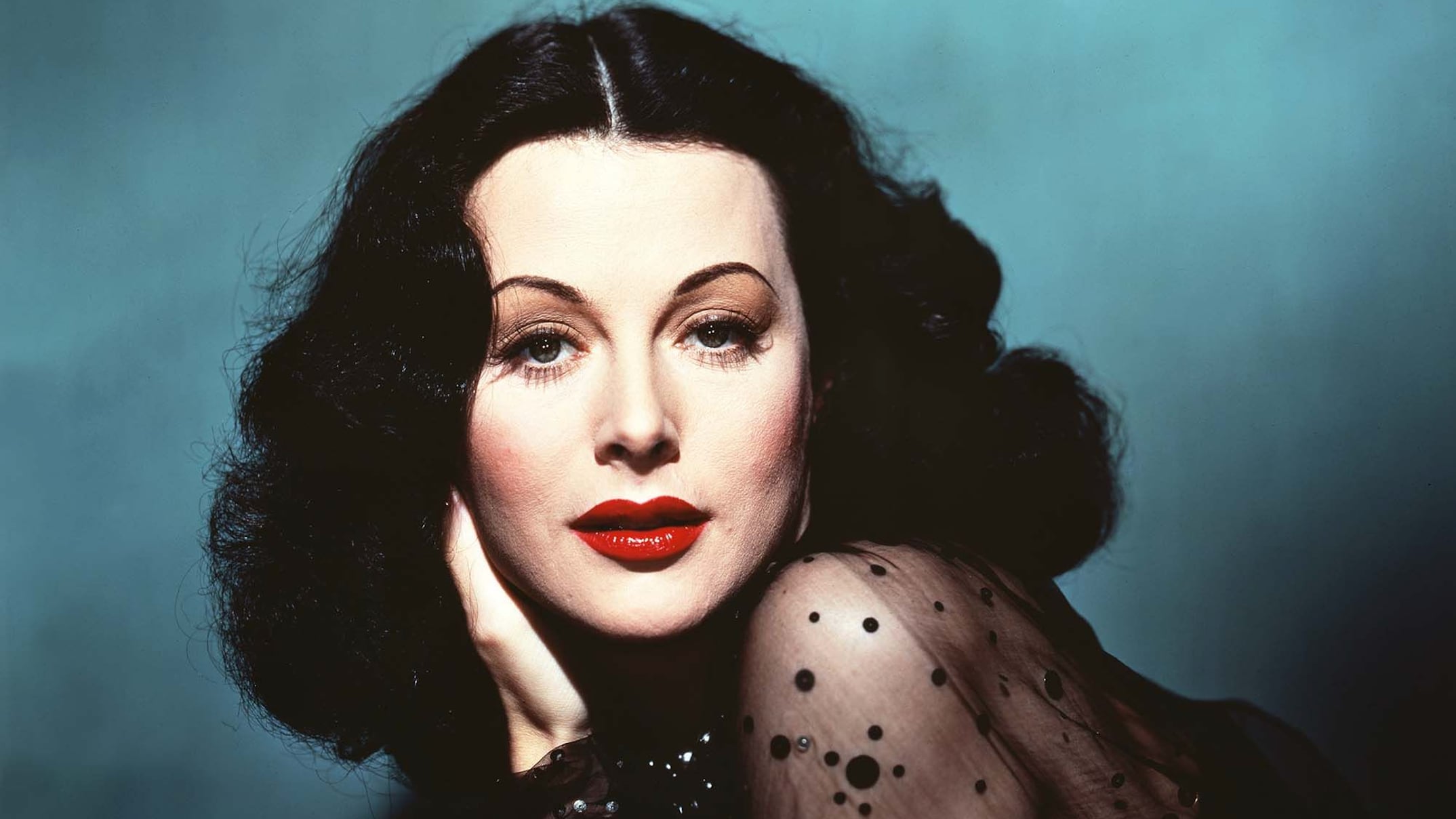Buon compleanno Hedy Lamarr. Chi è l'attrice che inventò il Wi-Fi