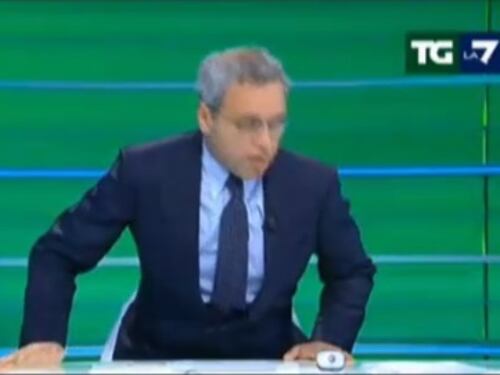 Riforme, Mentana umilia la Boschi: "Una scelta demenziale"