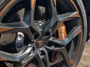 Cupra Formentor VZ5 Taiga Grey - La Prova  8