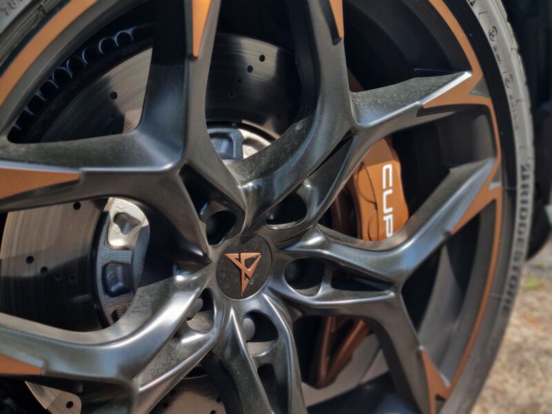 Cupra Formentor VZ5 Taiga Grey - La Prova  8