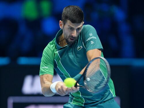 "Ha una racchetta diversa da tutti gli altri". L'ultima sorprendente rivelazione su Djokovic