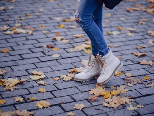 Stivaletti Dr. Martens e anfibi (in offerta) da acquistare adesso per l’autunno
