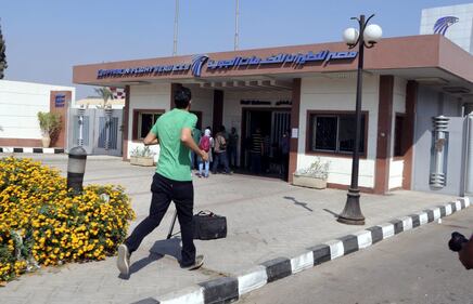 Egyptair, la disperazione dei parenti delle vittime 15