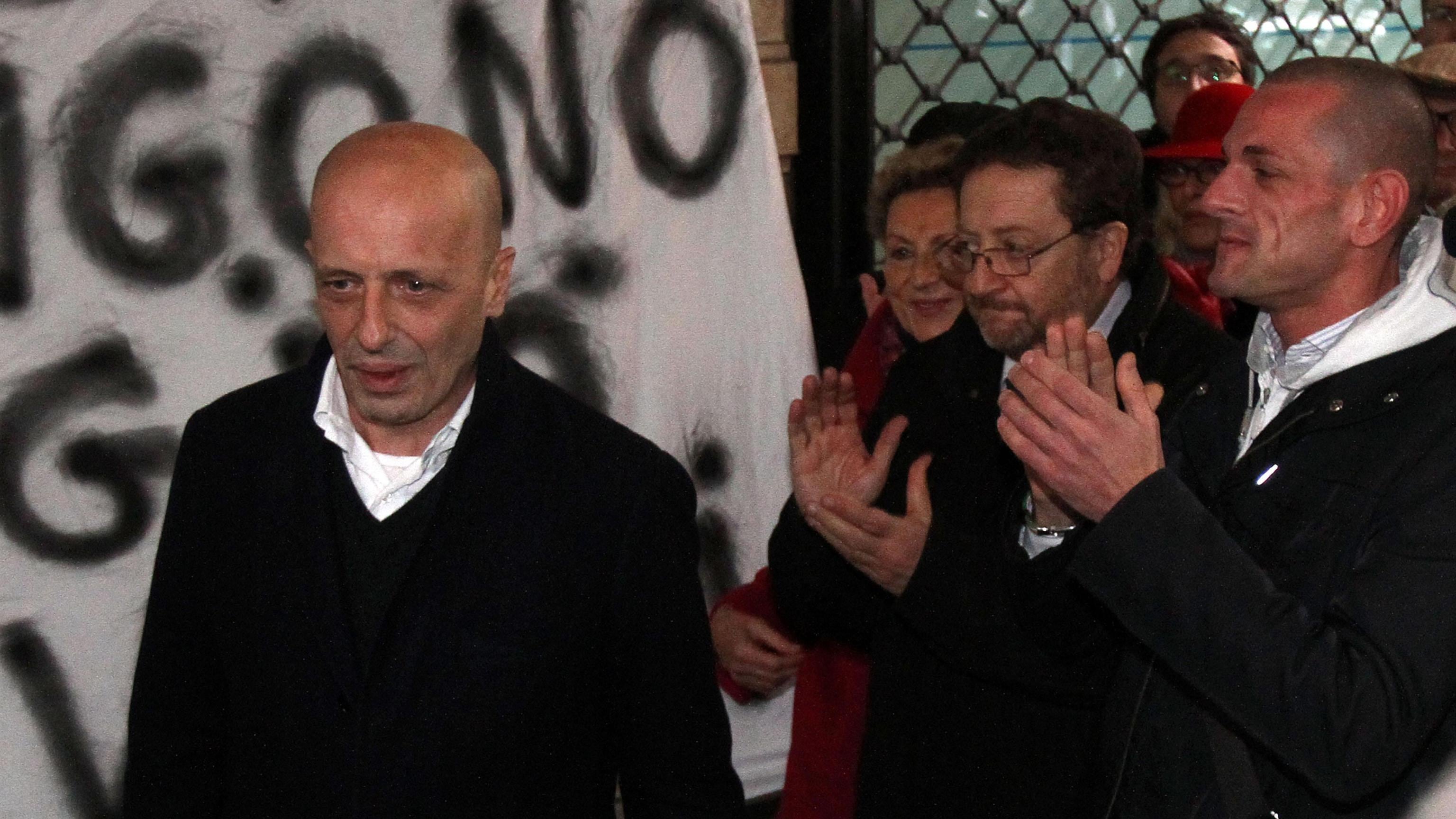 L'urlo dei lettori: "Questa è una dittatura"