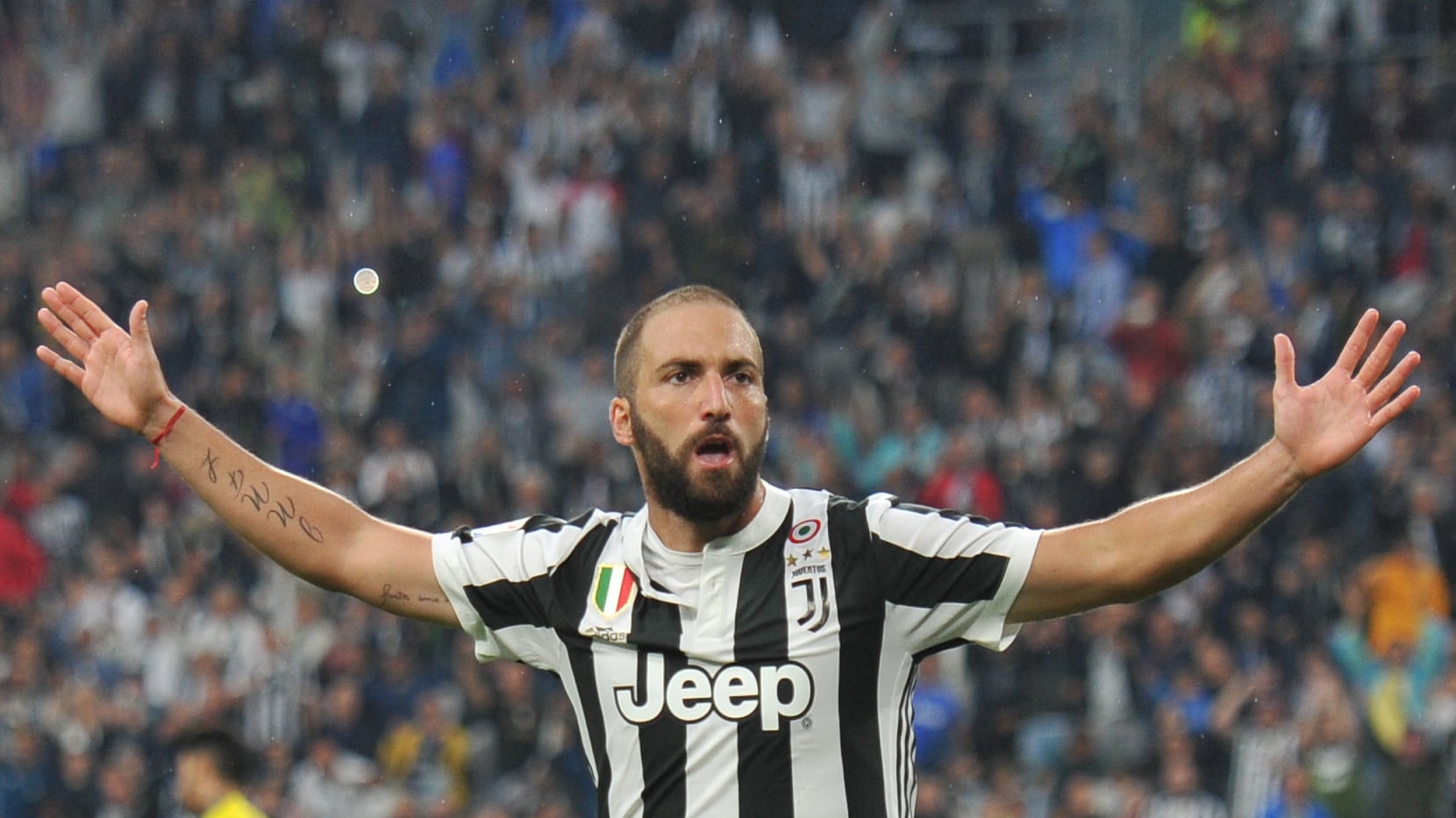 Mandzukic fuori uso. La Juve aspetta Higuain o punta sui piccoletti