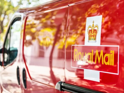 Il miliardario ceco Kretínskì si compra le poste inglesi